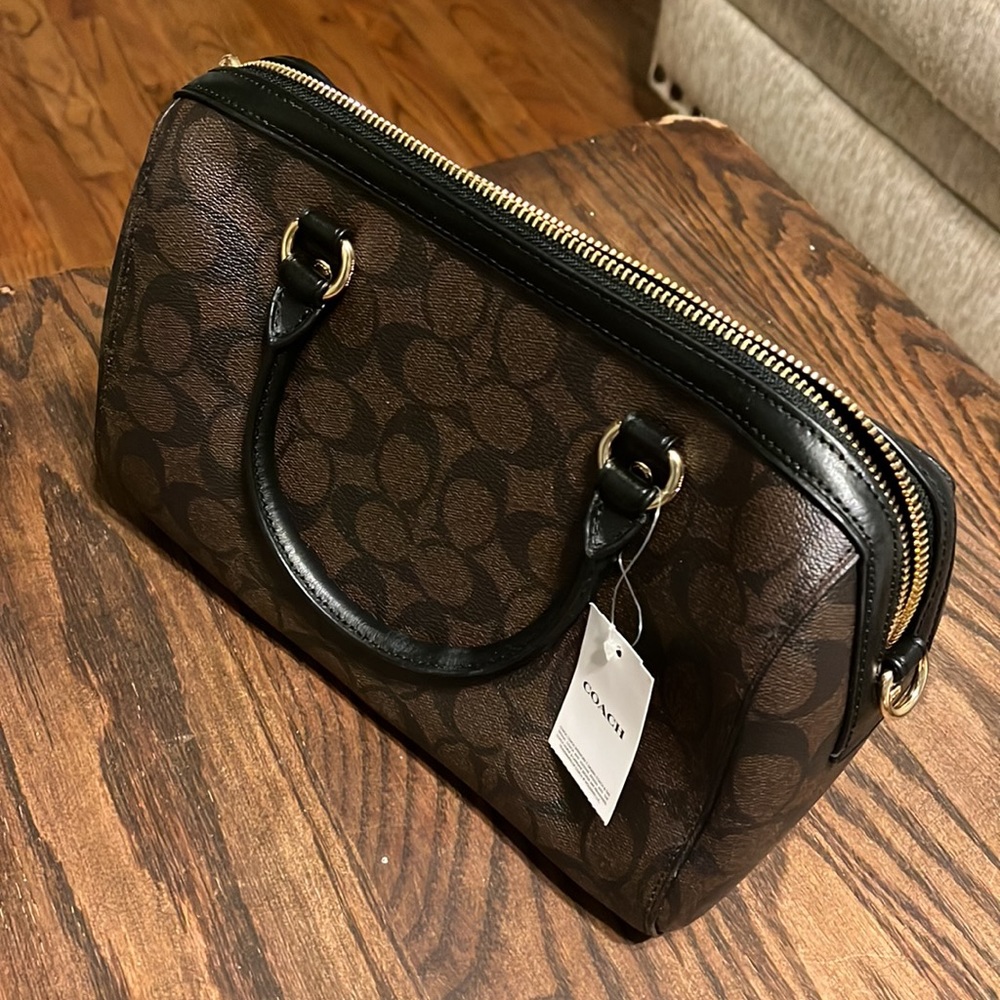 Coach handbag - Picture 3 of 3